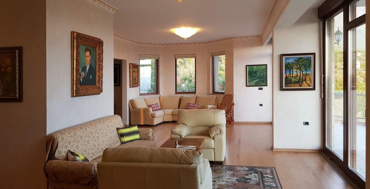 #Ioniahouse Surrel Villa Tirana Exterior foto